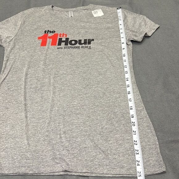 The 11th Hour with Stephanie Ruhle Women’s Gray Short Sleeve T-Shirt Size Large - Picture 5 of 5